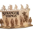 Stranger Thing-1 Stranger Things ajándék dioráma fából, Eleven és Demogorgon figurával