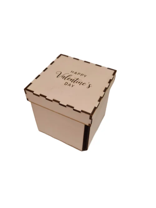 Valentin doboz-csukva_eredmény_attr1_bkgrd valentin-napi ajándékdoboz csukva