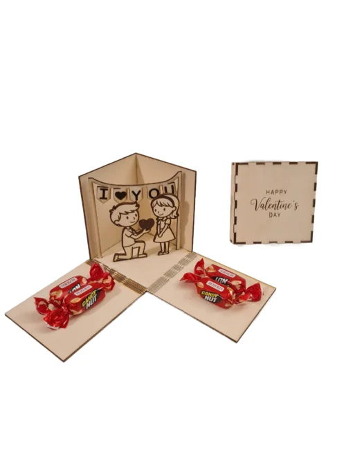 Valentin doboz-elölről_attr1_bkgrd Valentin-napi gravírozott ajándékdoboz nyitva, látható a doboz tető is